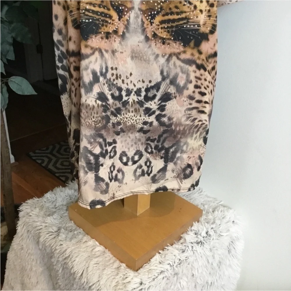 Deb hi Lo embellished hi Lo scoop neck blouse Woman’s 3X lightweight - Picture 11 of 15